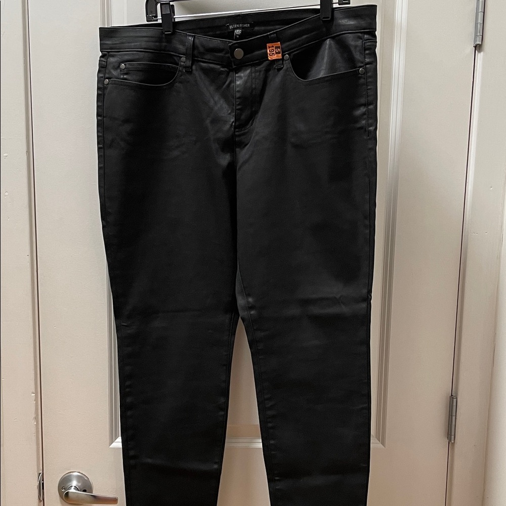 Eileen Fisher Women's Black Skinny Jeans